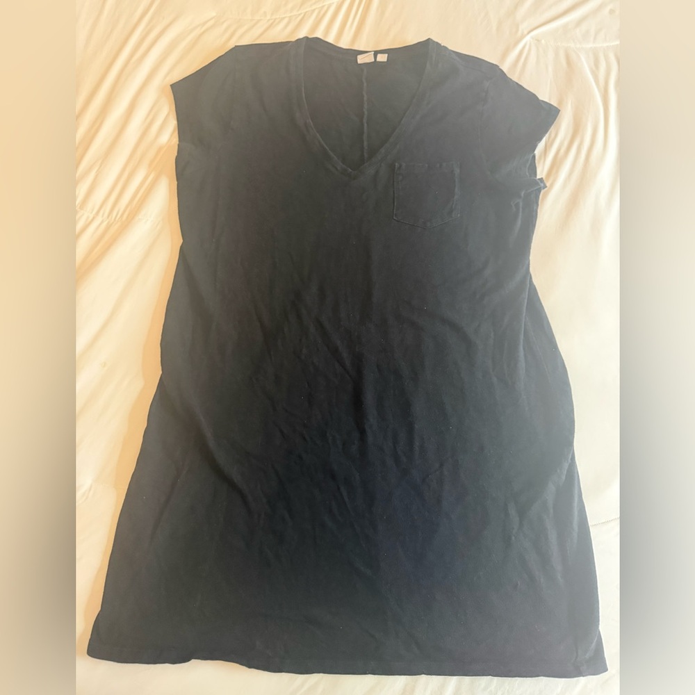GAP Women's Black V-Neck Pocket Tunic